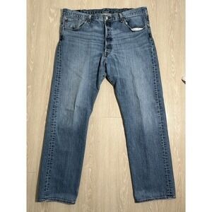 Levis 501 Jeans Mens 40x32 Blue Straight Button Fly Mid Rise Medium Wash Denim